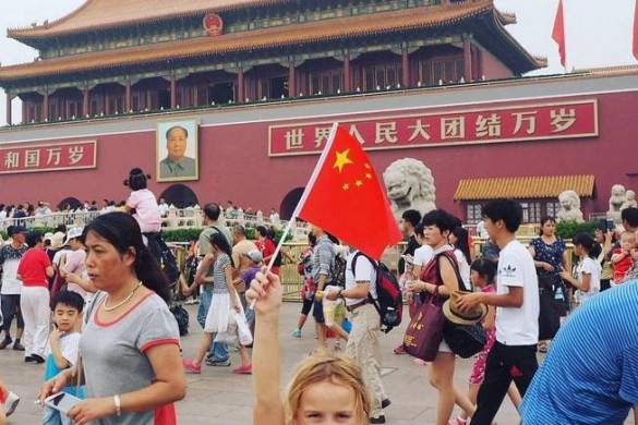 Incroyable : une mère plaque tout pour faire un tour du monde avec sa fille de 5 ans ! (Photos)