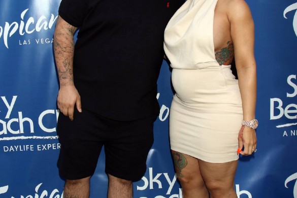 Blac Chyna enceinte : la chérie de Rob Kardashian pose nue dans Paper (Photo)