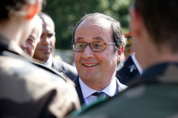 Hollande se moque de Sarkozy… car il ne connaît pas le Bon Coin !