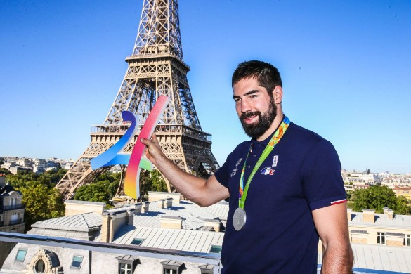 C’est chaud : Nikola Karabatic nu pour les « Dieux du stade 2017 » (Photos)