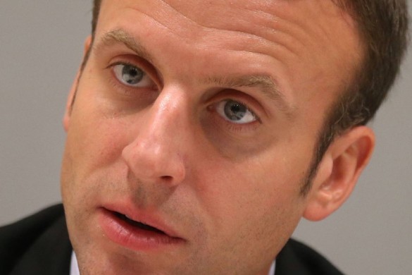 « Casse-toi, pauv’ con » : un étudiant jugé pour avoir insulté Emmanuel Macron