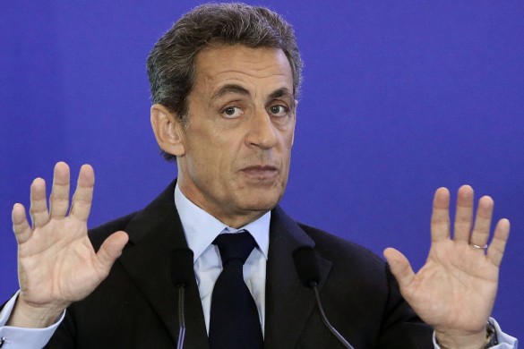 « Valls assez con pour ne pas quitter Matignon » : La derniere sortie de Nicolas Sarkozy