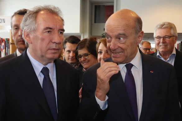 « Hollande est mort, Sarkozy haï.. » : François Bayrou sort de son silence et se paye toute la classe politique !