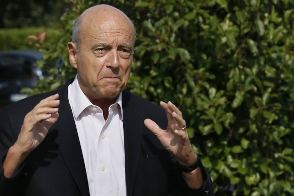 Alain Juppé : une anecdote (très étonnante) sur son passé de fêtard dévoilée