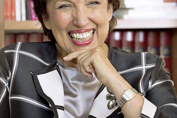 Roselyne Bachelot : « Je ne crois pas beaucoup aux présidents de 35 ans »