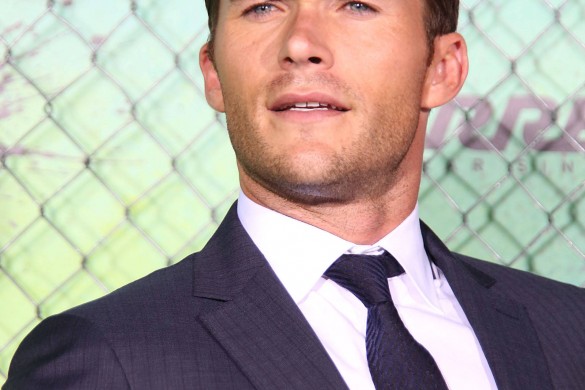 Scott Eastwood bouleversé par la mort de sa petite amie dans un accident de voiture