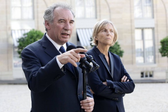 François Bayrou flingue Hollande et Sarkozy, les « pires quinquennats » de la 5ème République !