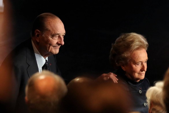 Quand Michel Sardou et Jacques Chirac se moquaient de Bernadette en cachant des bouteilles d’alcool ! 