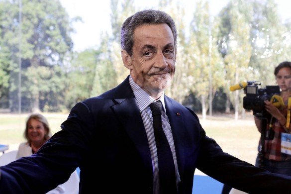 On est jamais mieux servi que par soi-même : le site de Nicolas Sarkozy le dit, il est un « homme exceptionnel » !