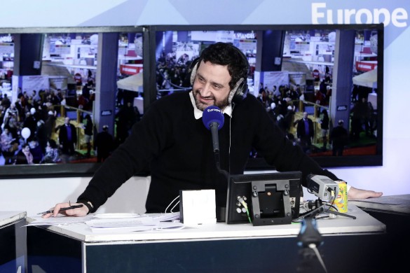 TPMP : Encore un nouveau chroniqueur pour Cyril Hanouna