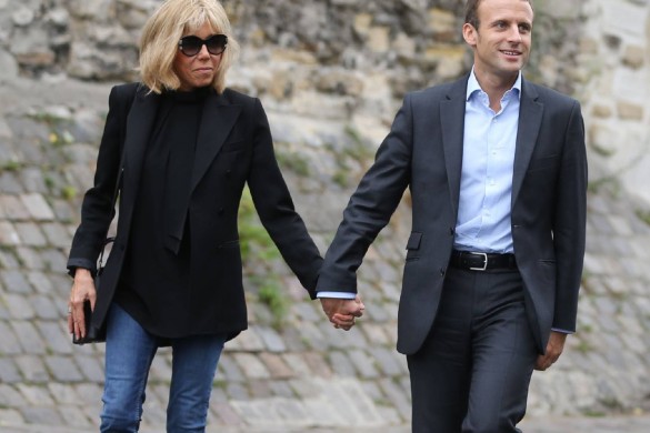 Brigitte Macron folle d’amour : « Emmanuel a une forme d’intelligence qui embrasse tout »