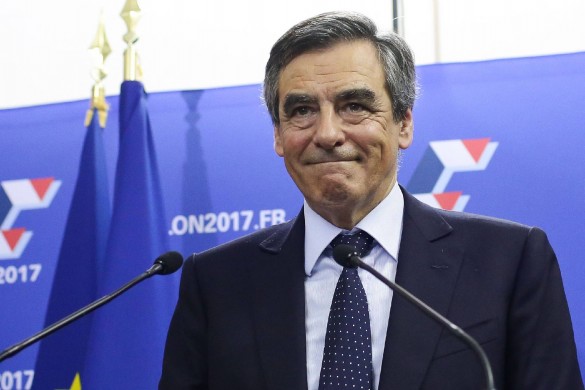 Oups ! Pour son meeting, François Fillon a vu beaucoup trop grand…