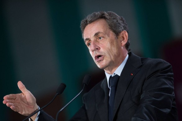 Nicolas Sarkozy accusé de faire le « trottoir électoral » par Gilbert Collard !