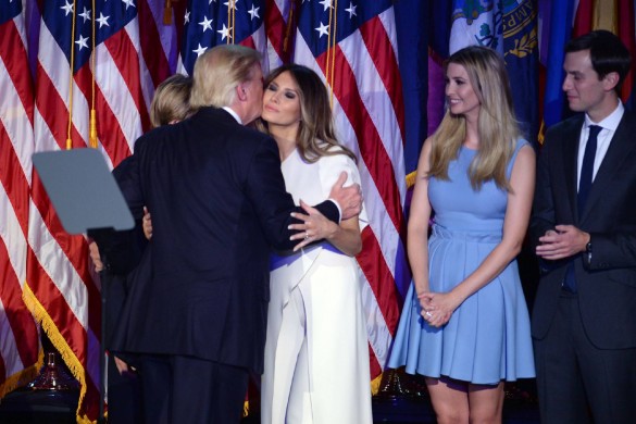 Melania Trump et son fils : un arsenal de sécurité pour aller manger une pizza…