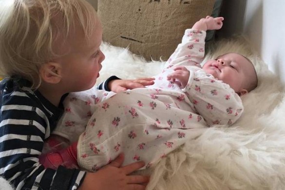 Trop chou ! Liv Tyler partage de nouvelles photos de sa fille sur Instagram