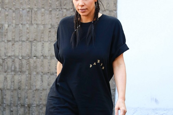 Kim Kardashian : son maillot de bain transparent affole la toile 