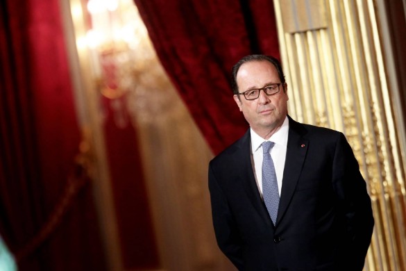 François Hollande élu « homme d’état mondial » de l’année ? Il se fait dézinguer sur Twitter !