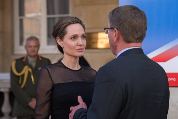 Angelina Jolie annule le film qu’elle devait faire avec Brad Pitt