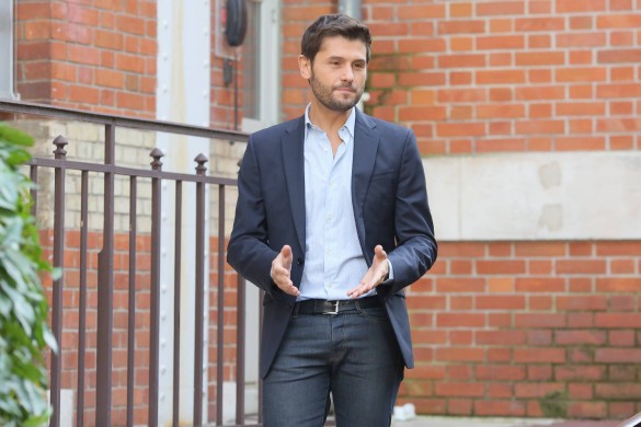 Christophe Beaugrand fait découvrir le plateau de Secret Story 10 !