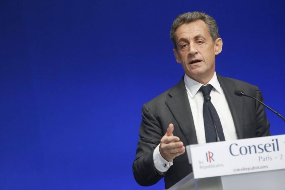 Nicolas Sarkozy est « le cimetière le plus visité de France » : il ironise sur son retour