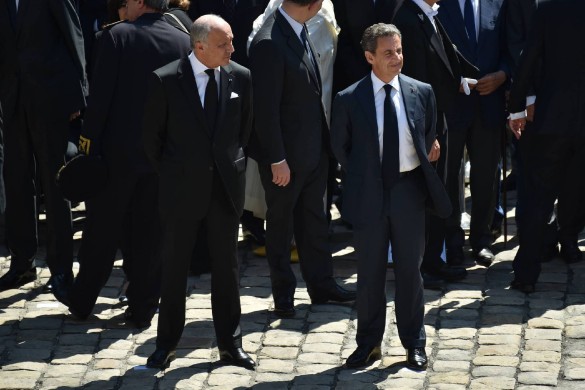 Nicolas Sarkozy est « le cimetière le plus visité de France » : il ironise sur son retour