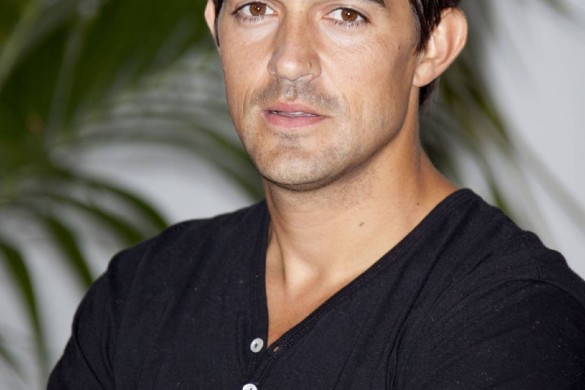 Jean-Pascal Lacoste, amoureux, déclare sa flamme à Delphine