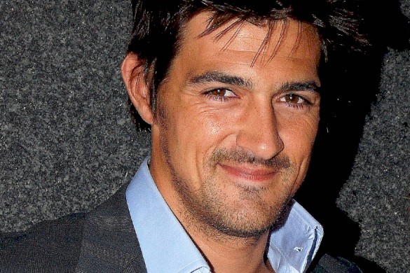 Jean-Pascal Lacoste, amoureux, déclare sa flamme à Delphine