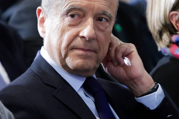 Alain Juppé parle des magasins Prisunic et se fait railler sur Twitter