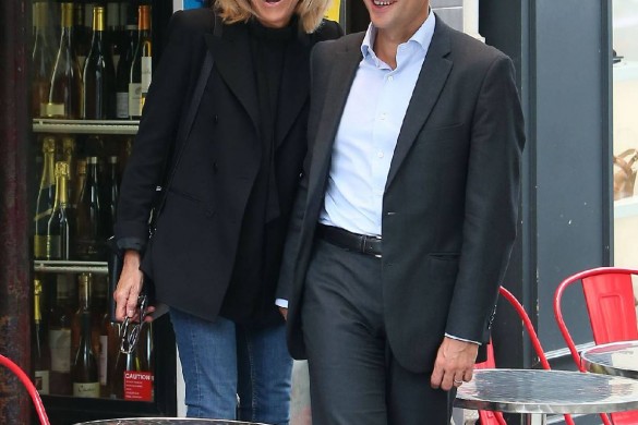 Brigitte Macron : pour elle, Emmanuel Macron est « un dieu » 