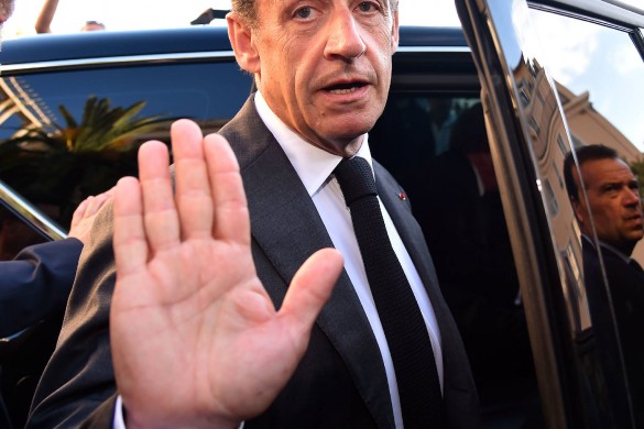 Primaires LR : Nicolas Sarkozy « ressemble à Louis de Funès » car « il se singe souvent » selon Benoist Apparu !