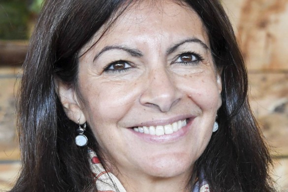 Journée sans voiture : Anne Hidalgo répond (et se paye) à Fabrice Eboué