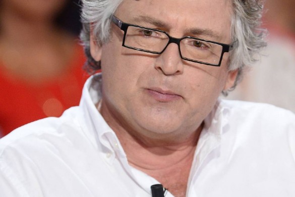 Michel Onfray se déchaîne contre François Hollande : « C’est avec sa conscience qu’il faut régler le problème »