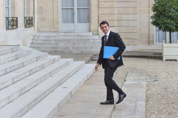 Manuel Valls en « colère » après la publication du livre sur François Hollande